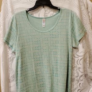 Lularoe classic tee